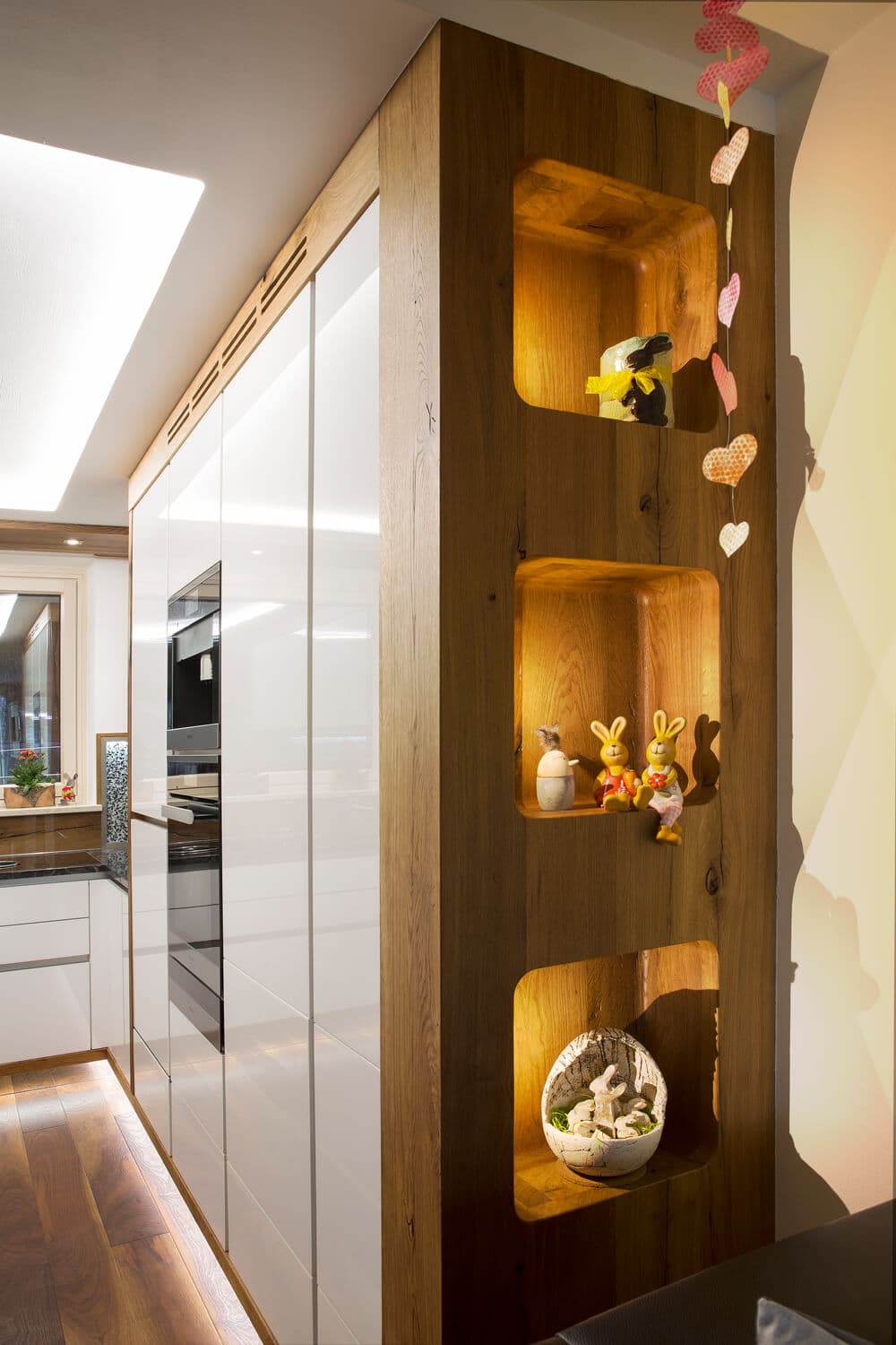 HOCHGLANZ VOLLENDET MIT SCHLOSSEICHE