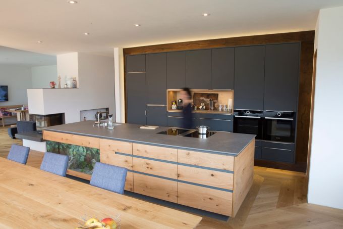 Moderne Küche - maßangefertigt vom Tischler aus Hallein